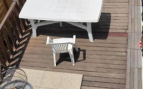Appartement-1- prive, terrasse, parking et jardin